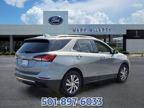 Used 2024 Chevrolet Equinox Premier FWD image 5