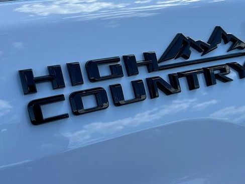 New 2025 Chevrolet Silverado 2500 High Country w/ High Country Premium Package image 11