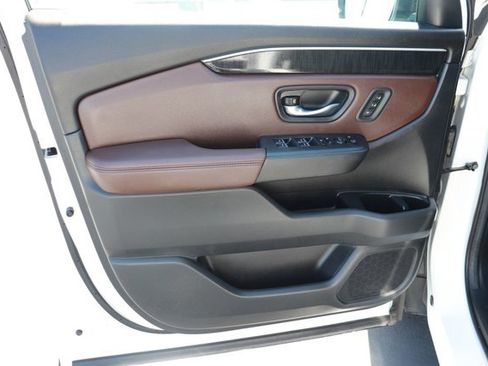 Certified 2024 Honda Pilot Elite image 10