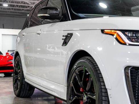 Used 2022 Land Rover Range Rover Sport SVR AWD/4WD image 10