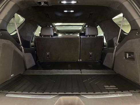 Used 2022 Cadillac Escalade Sport Platinum w/ Heavy-Duty Trailer Package AWD/4WD image 20