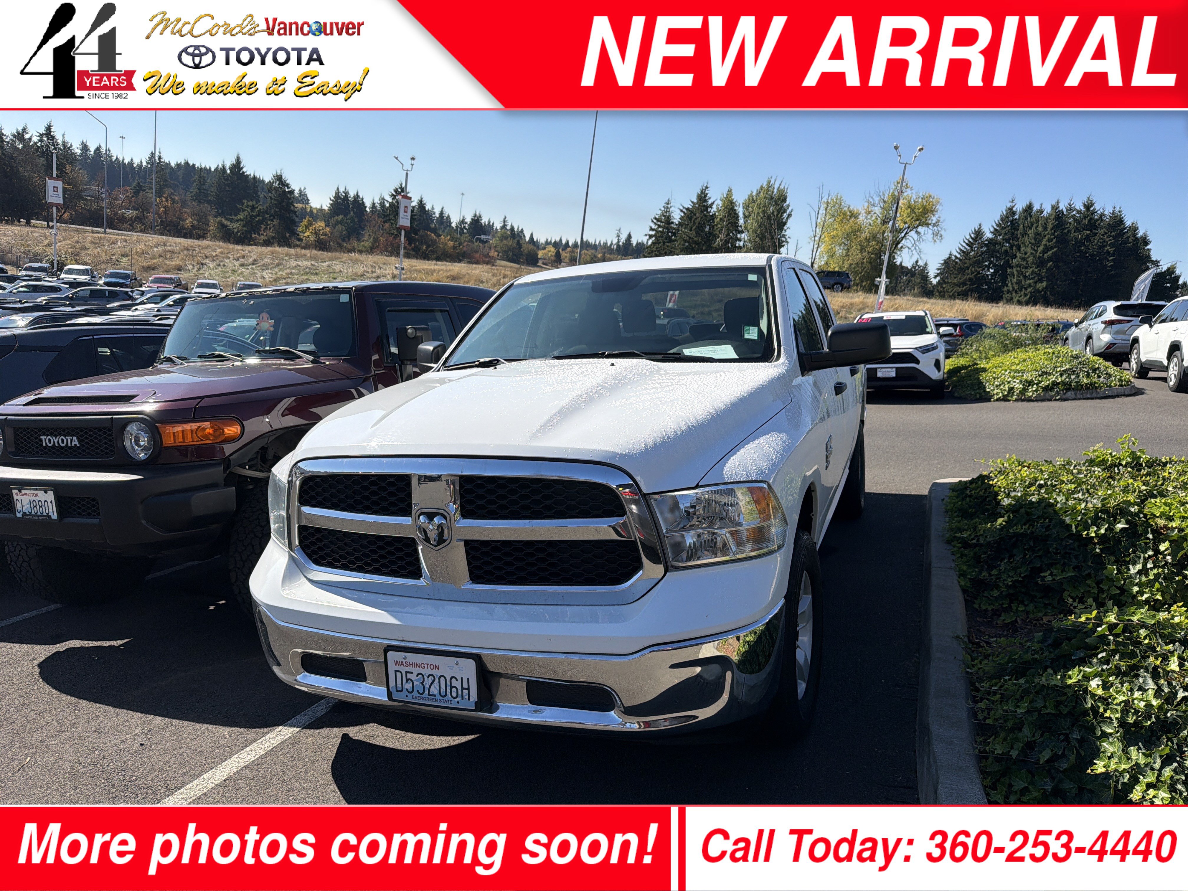 Used 2022 RAM 1500 Classic SLT AWD/4WD image 1