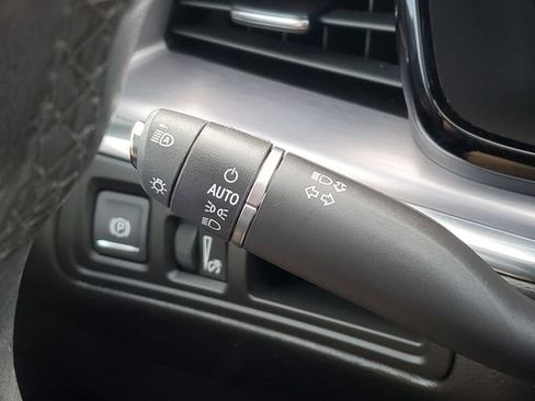 Used 2019 Cadillac XT5 Luxury FWD image 15