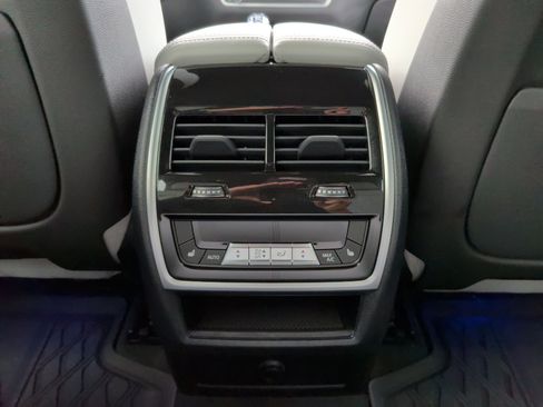 Certified 2023 BMW X5 sDrive40i w/ Executive Package image 38