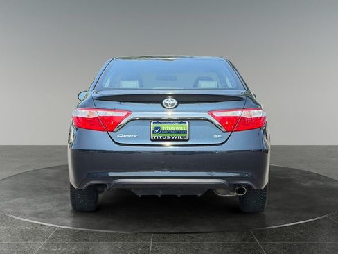Used 2016 Toyota Camry SE FWD image 8