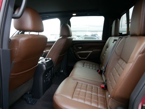 Used 2023 Nissan Titan Platinum Reserve w/ Moonroof Package image 33