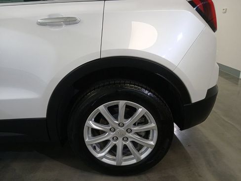 Certified 2022 Cadillac XT4 Luxury w/ Cold Weather Package AWD/4WD image 18