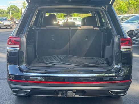 Used 2024 Volkswagen Atlas SEL AWD/4WD image 8
