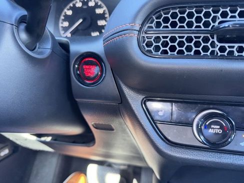 Used 2025 Honda HR-V Sport image 42