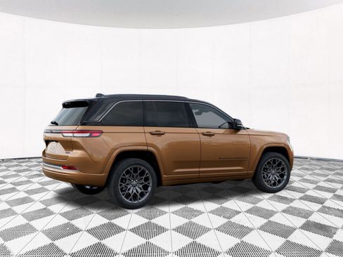 New 2026 Jeep Grand Cherokee Summit AWD/4WD image 5