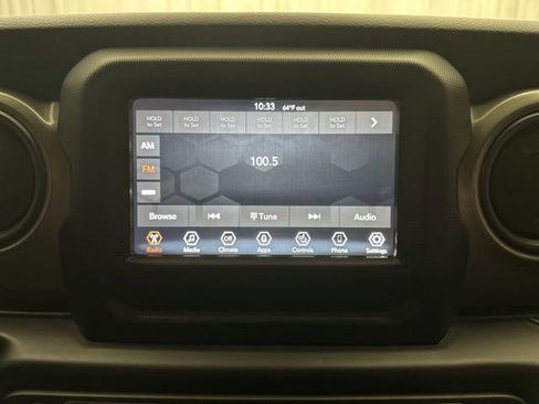 Used 2022 Jeep Wrangler Unlimited Sport image 16