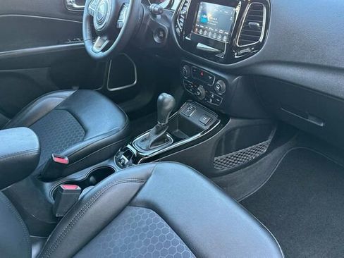 Used 2019 Jeep Compass Altitude image 13