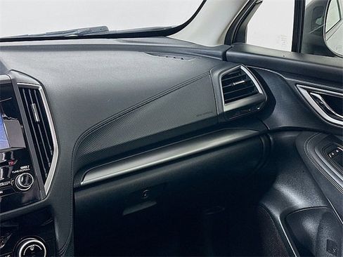 Used 2021 Subaru Forester Premium image 23