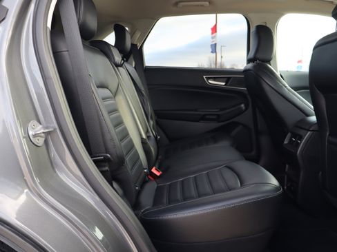 Used 2022 Ford Edge SEL w/ Convenience Package image 12