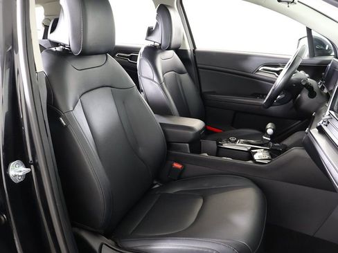 Used 2023 Kia Sportage EX FWD image 27