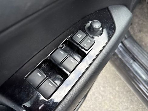 Used 2022 MAZDA CX-5 AWD 2.5 S w/ Preferred Package image 16