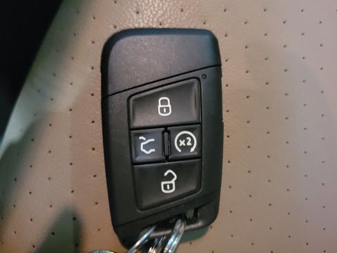 Used 2020 Volkswagen Jetta SEL FWD image 32