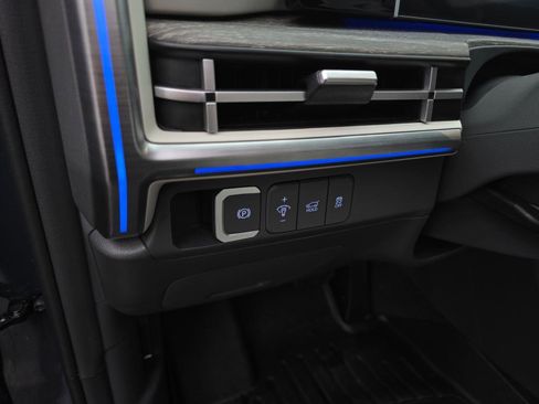 Certified 2026 Hyundai Santa Fe Limited image 22