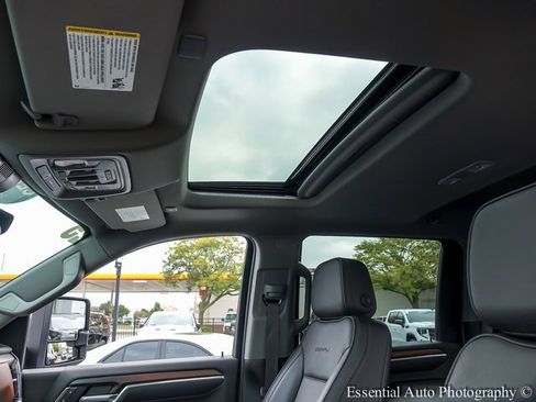 Certified 2025 GMC Sierra 2500 Denali w/ Denali Reserve Package image 13