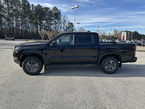 New 2026 Nissan Frontier SV w/ SV Convenience Package image 8