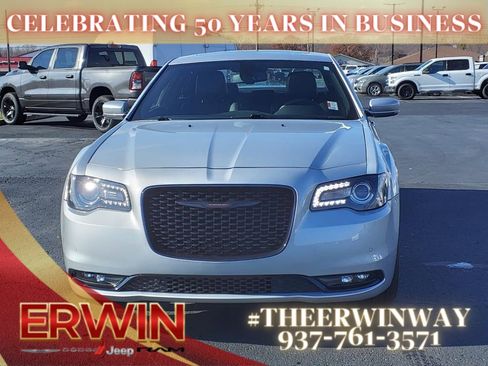Certified 2023 Chrysler 300 S w/ Comfort Group image 7