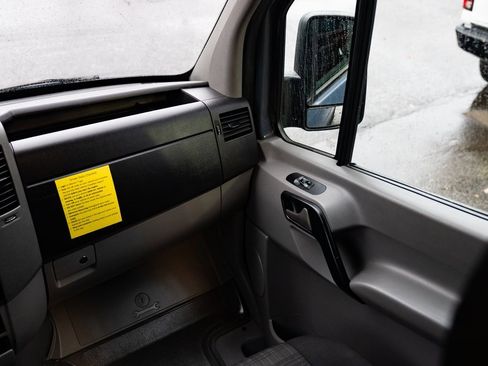 Used 2018 Mercedes-Benz Sprinter 144 Cargo image 10