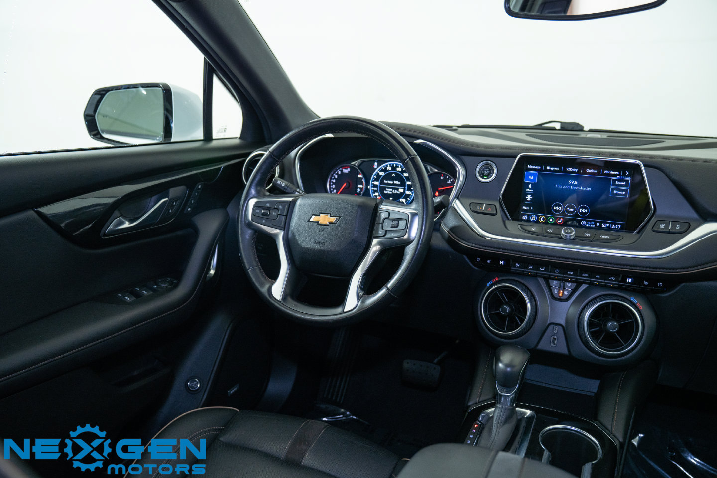 Used 2022 Chevrolet Blazer Premier w/ Enhanced Convenience Package AWD/4WD image 29