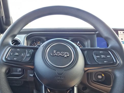 New 2026 Jeep Gladiator Sport image 13