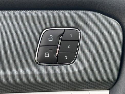 New 2026 Ford Explorer ST-Line w/ ST-Line Street Pack AWD/4WD image 10