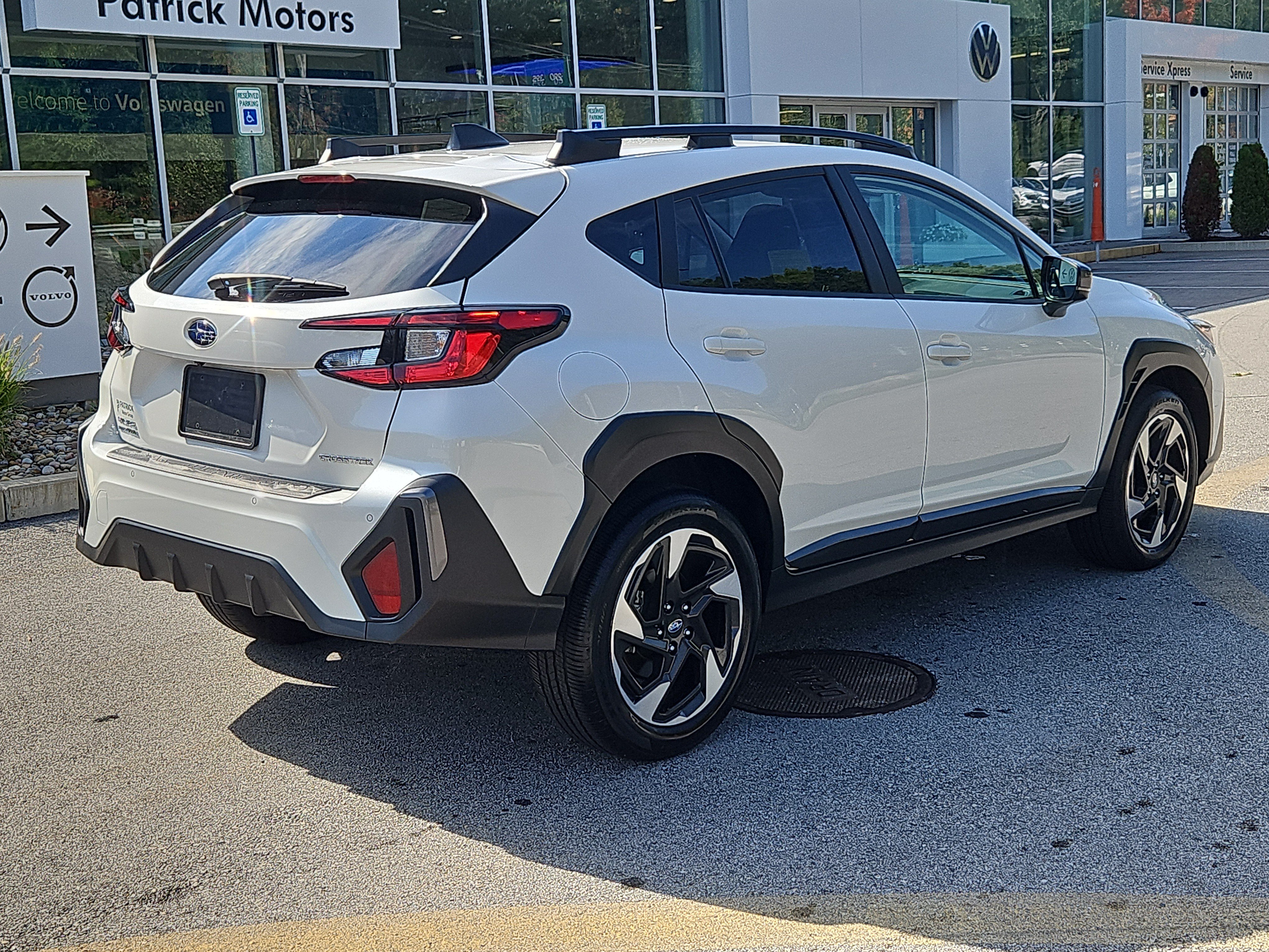 Used 2025 Subaru Crosstrek 2.5i Limited AWD/4WD image 2
