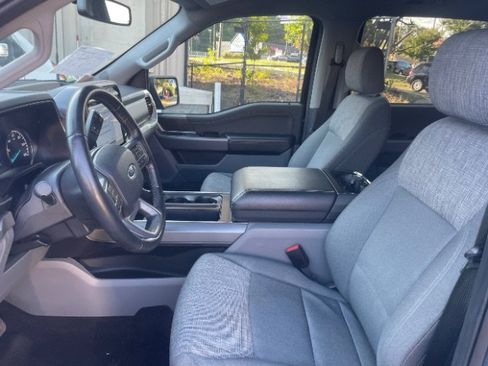 Used 2021 Ford F150 XLT w/ Equipment Group 302A High RWD image 12