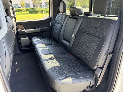 New 2026 Ford F250 Lariat w/ Black Appearance Package AWD/4WD image 27