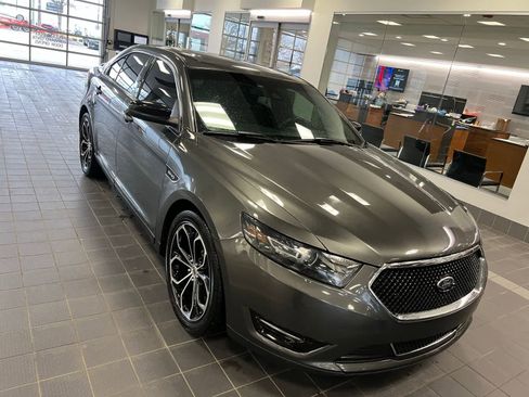 Used 2015 Ford Taurus SHO w/ Equipment Group 401A image 4