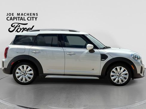 Used 2022 MINI Cooper Countryman ALL4 AWD/4WD image 3