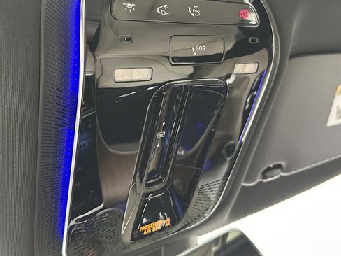 Certified 2025 Mercedes-Benz C 300 Sedan image 32