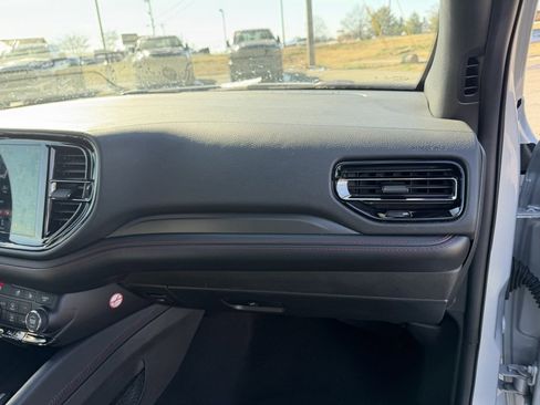 Used 2024 Dodge Durango GT image 34