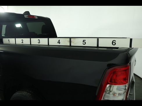 Used 2021 RAM 1500 Big Horn image 14