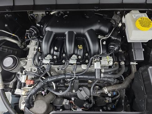 Used 2023 Nissan Pathfinder SV w/ Black Appearance Package image 20