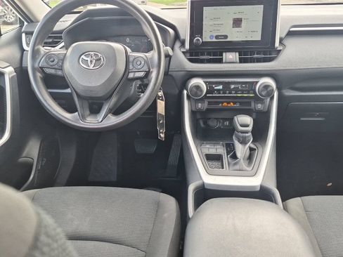 Used 2025 Toyota RAV4 LE FWD image 14