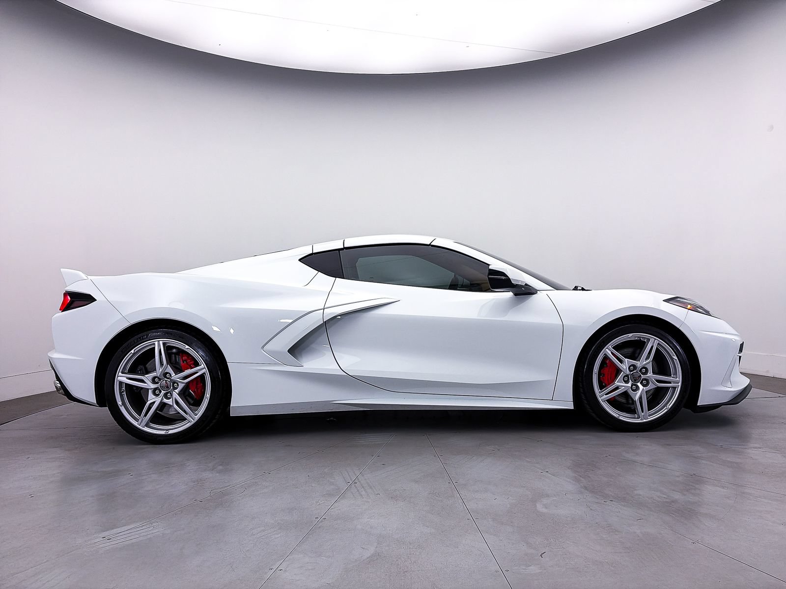 Used 2021 Chevrolet Corvette Stingray Premium Cpe w/ Z51 Performance Package RWD image 43