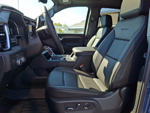 Used 2026 GMC Sierra 2500 Denali w/ Denali Reserve Package AWD/4WD image 13