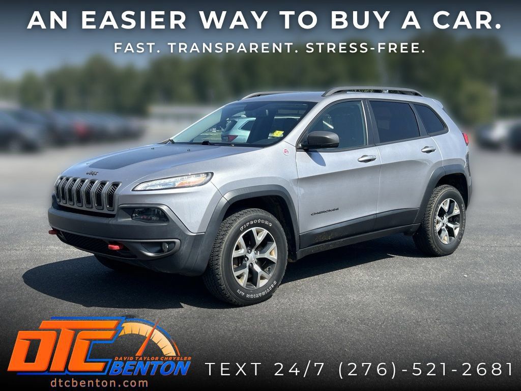 Used 2018 Jeep Cherokee Trailhawk w/ Quick Order Package 25L AWD/4WD image 4