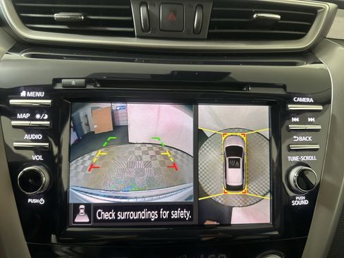 Used 2020 Nissan Murano SL w/ Moonroof Package image 21