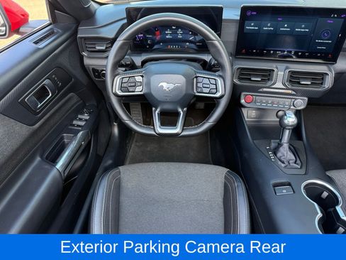 Used 2024 Ford Mustang Convertible image 27