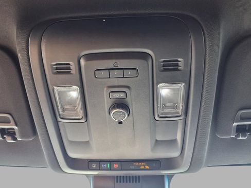 Used 2024 Chevrolet Tahoe LT AWD/4WD image 14
