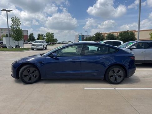 Used 2022 Tesla Model 3 Long Range AWD/4WD image 5