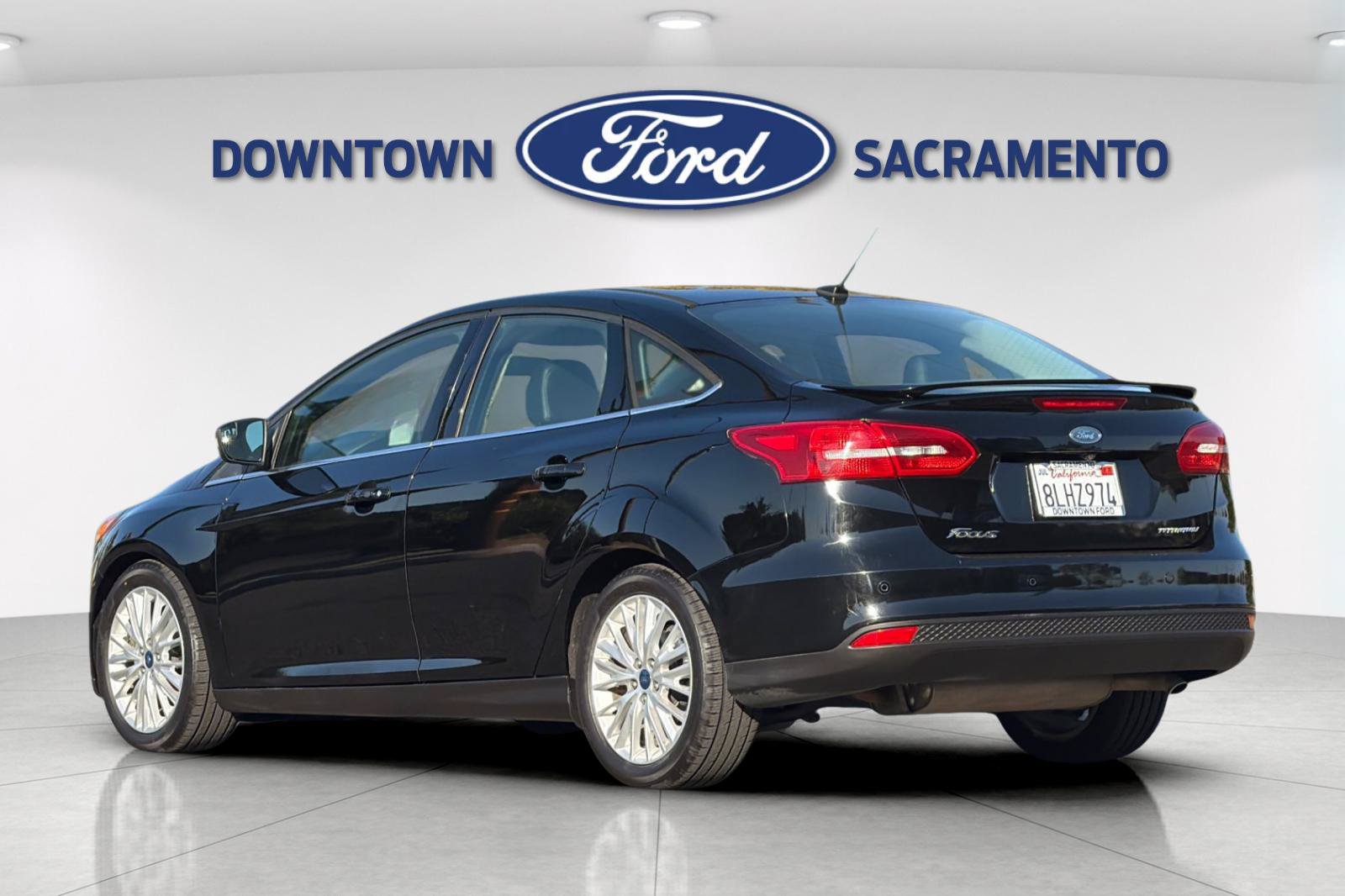 Used 2018 Ford Focus Titanium FWD image 4