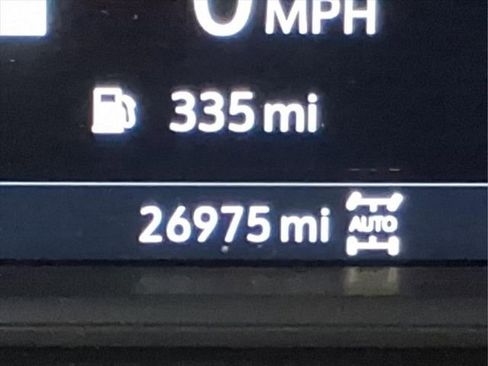 Used 2023 GMC Sierra 2500 SLT w/ SLT Premium Package image 26