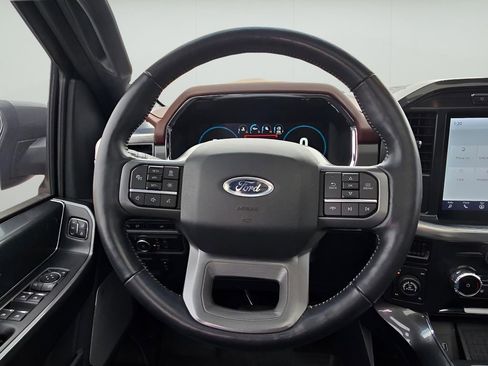Used 2022 Ford F150 Lariat w/ Equipment Group 502A High AWD/4WD image 11