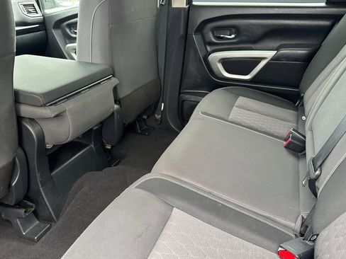 Used 2023 Nissan Titan SV image 26